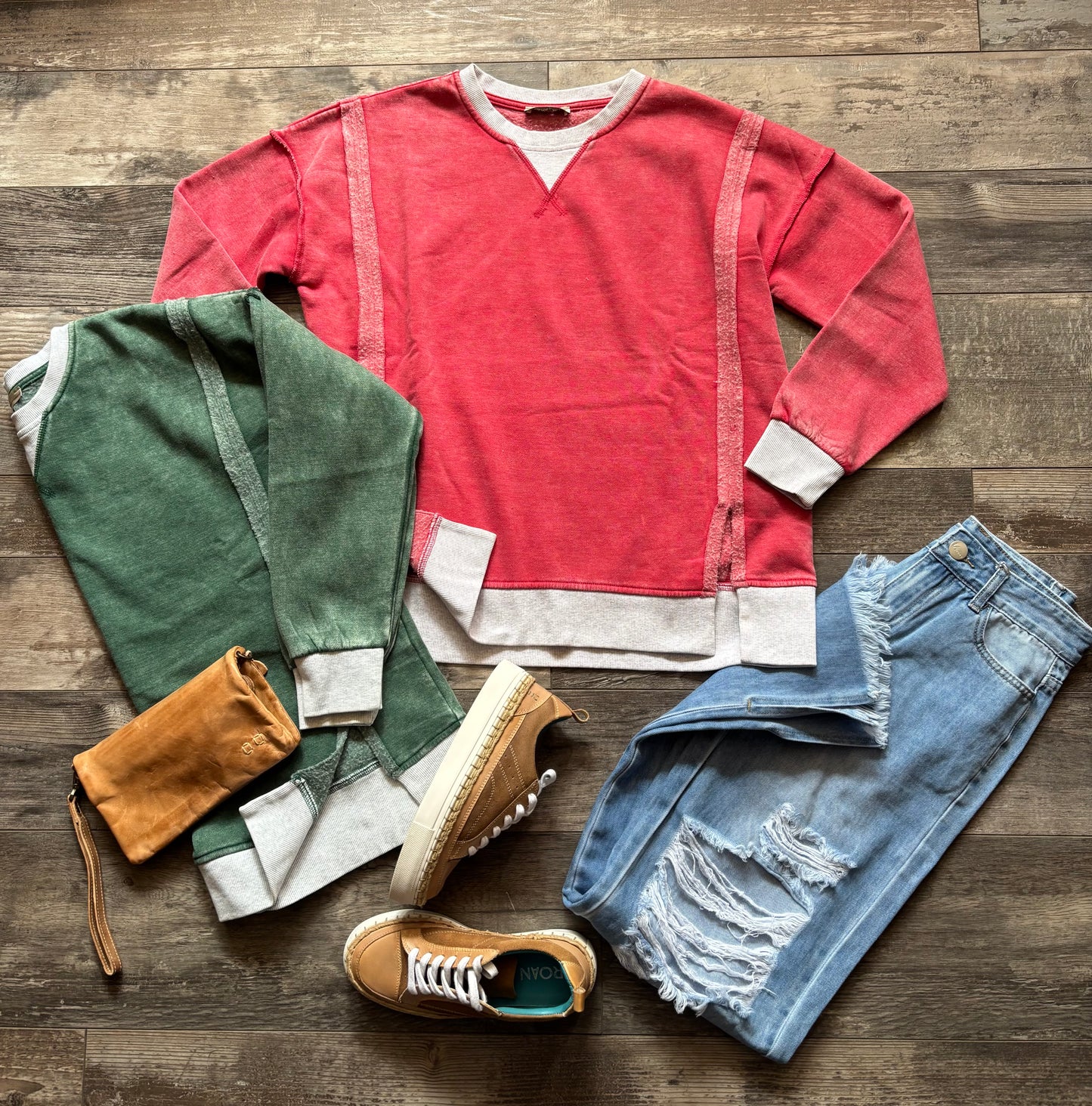 Contrast Wash Pullover