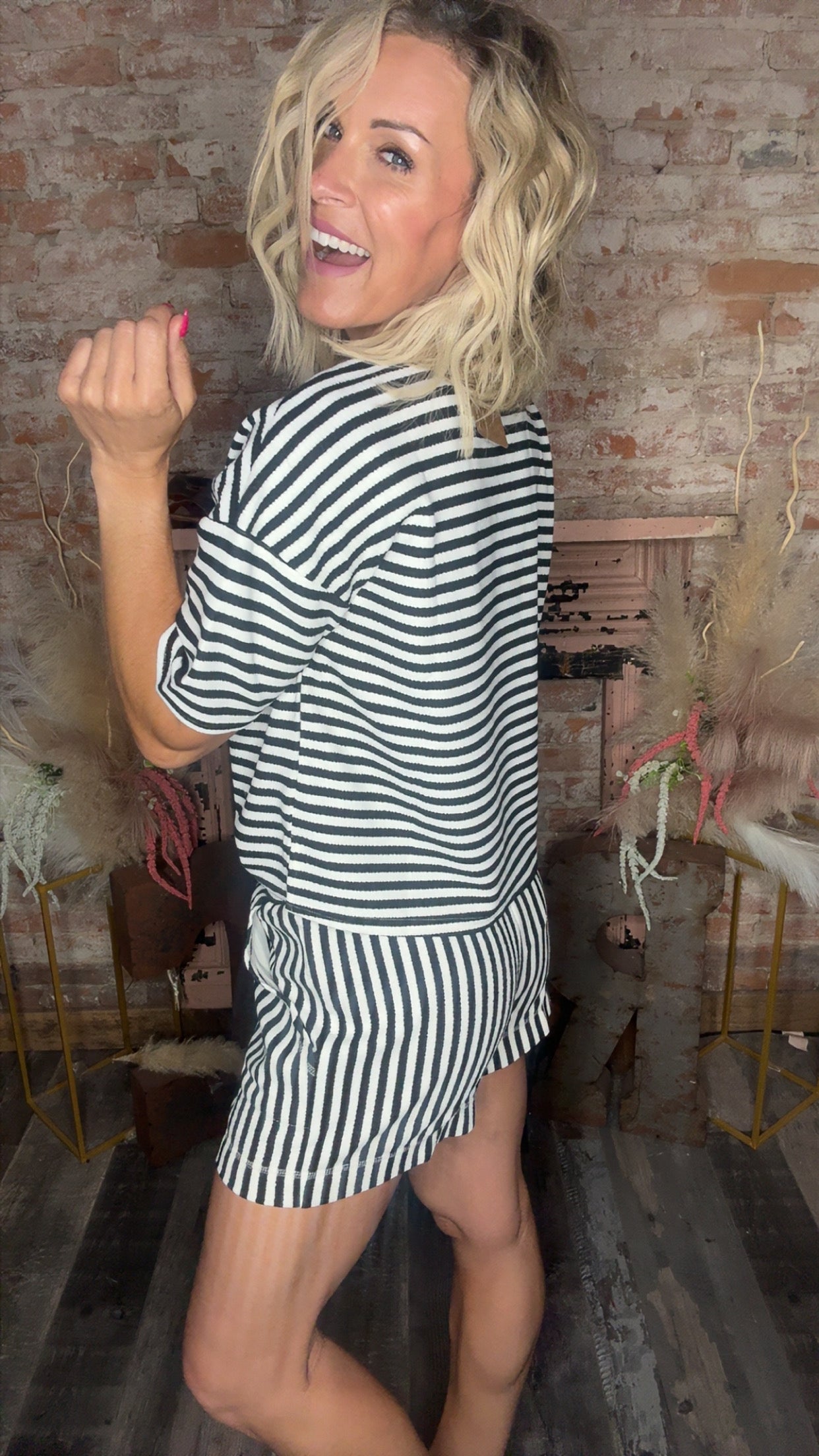 Shopping Short