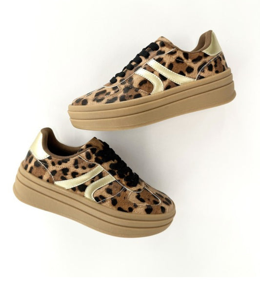 Leo Print Tennies