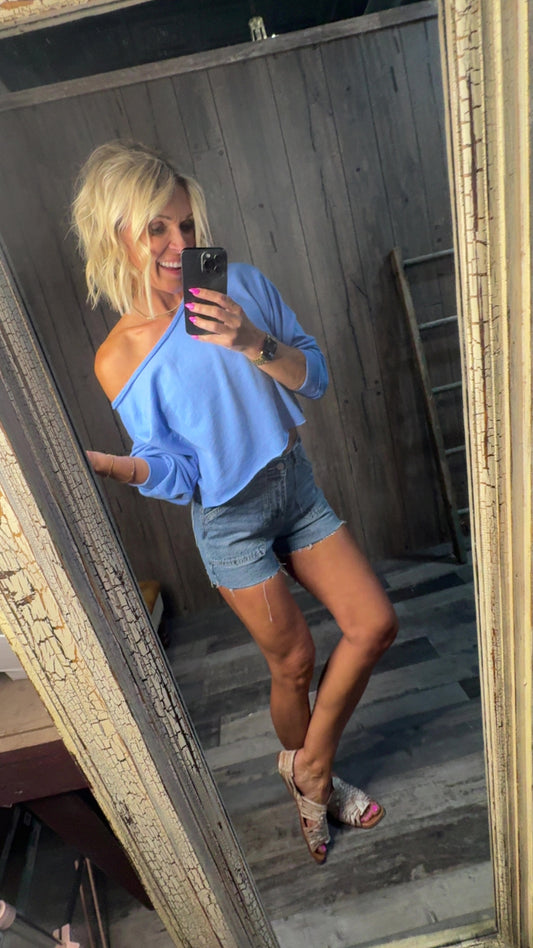 Boat Neck Crop