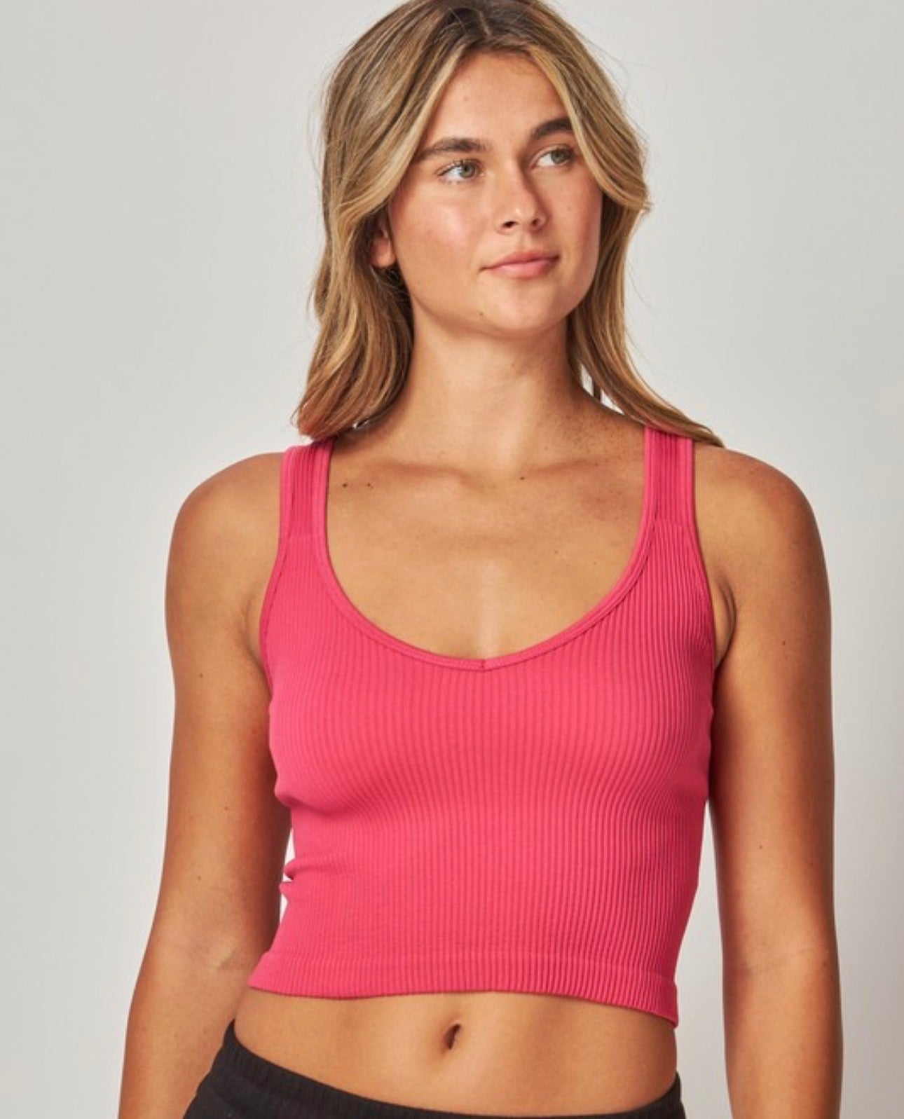 My Stretchy Seamless V-Neck Crop