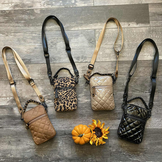 Stand out crossbody