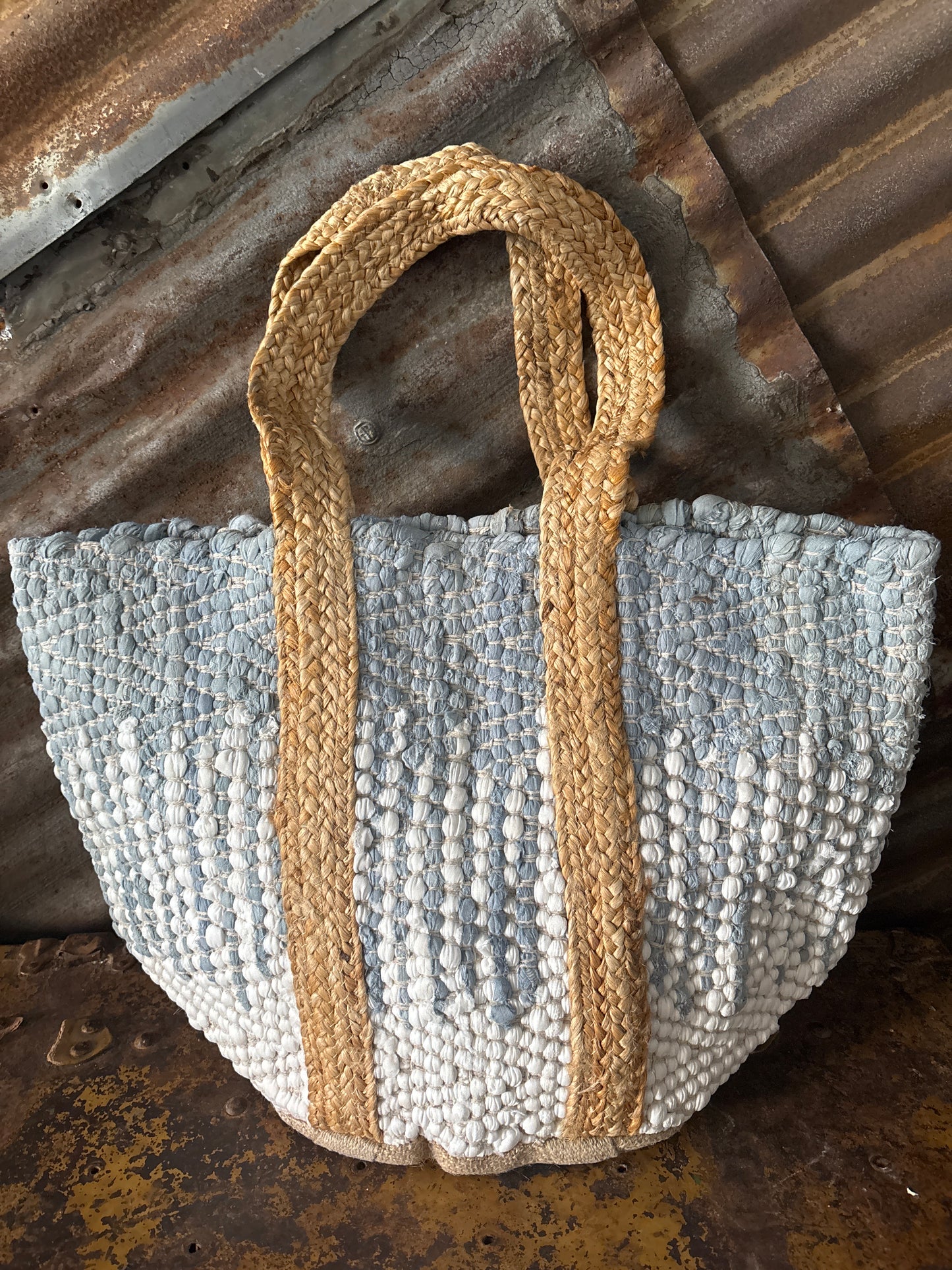 Take me away TOTE