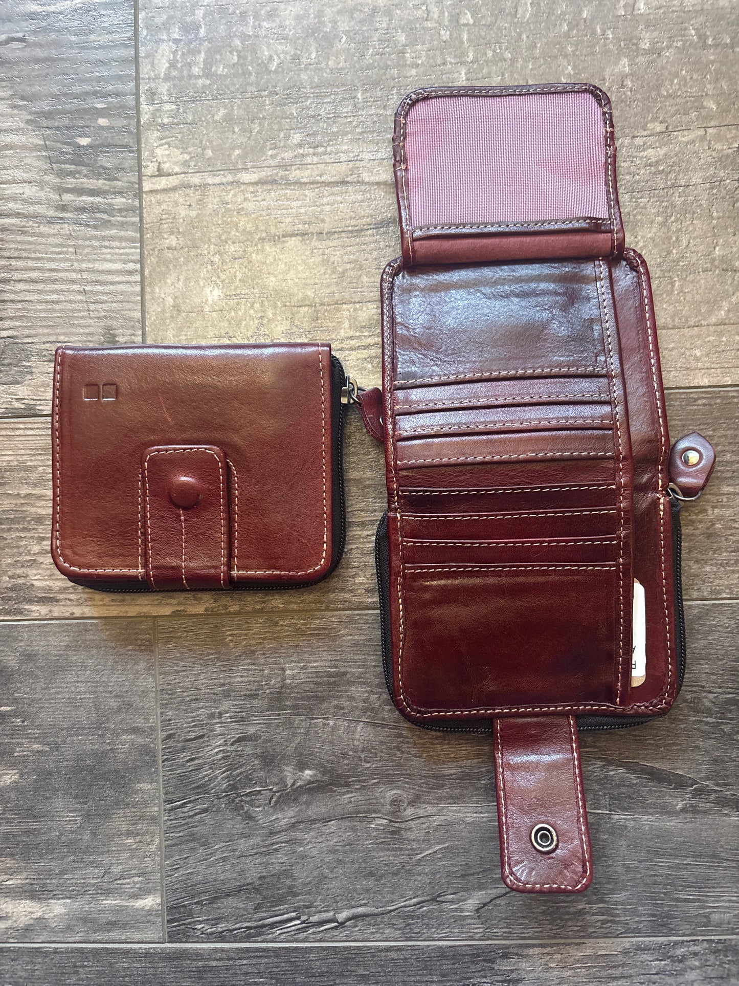 PLUS BedStu Wallet